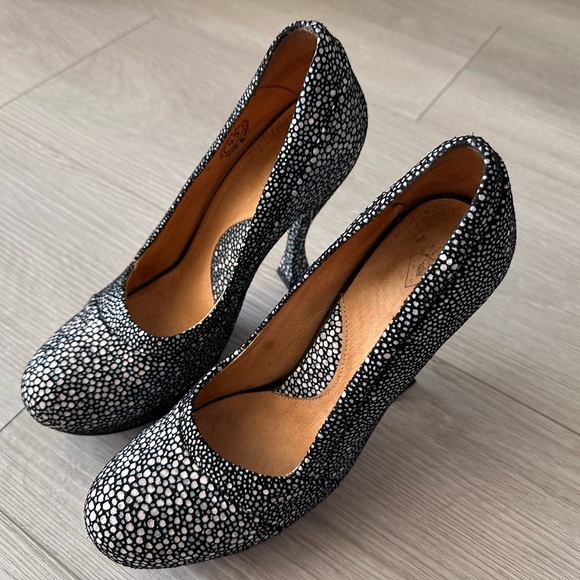 John Fluevog Memories Hi Devilfish size 9.5 - Picture 1 of 7